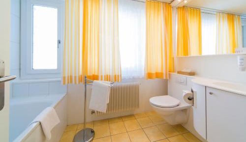 Superior Room with 2 Single Beds
