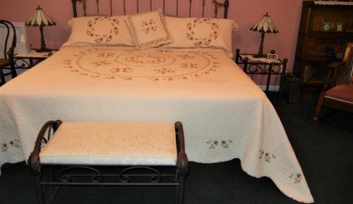 Deluxe Double Room with Shower