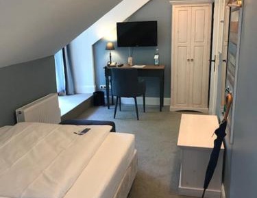 Single Room Business