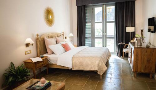 Vintage Room with Wine tour & Tasting experience at Sula Vineyards, 10% discount on spa & Complimentary welcome drinks on arrival