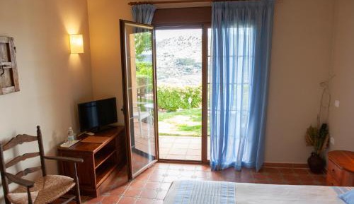 Double or Twin Room with Terrace