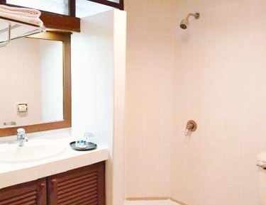 Deluxe Twin Room with Sea View