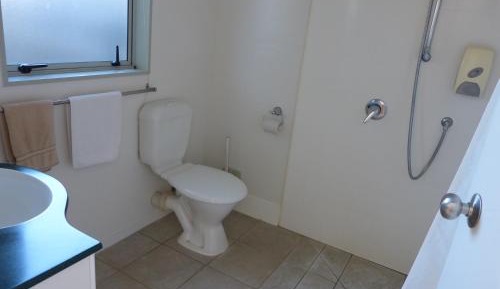 Queen Studio Units 