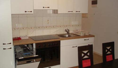 Comfort Two-Bedroom Apartment with Balcony
