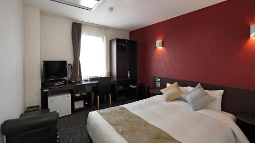 Double Room - Non-Smoking 