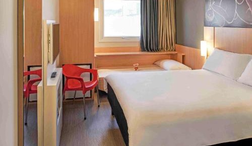 Standard Apartment with One Double Bed
