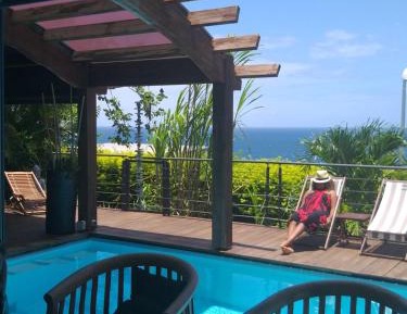 Queen Suite with Pool View
