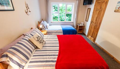 Double or Twin Room with Private Bathroom