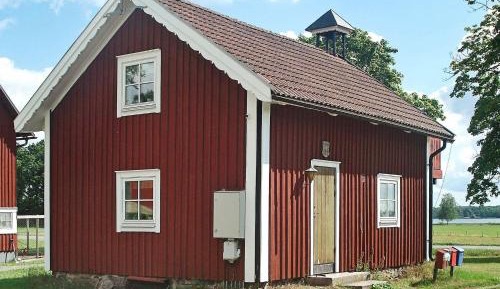 Two-Bedroom Holiday Home