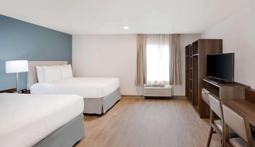 Standard Queen Room with Two Queen Beds - Non-Smoking