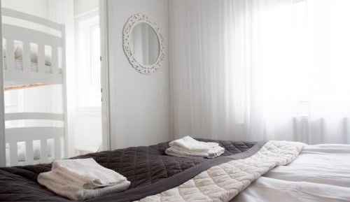 Family Room with Lake View