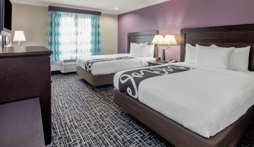 Queen Room with Two Queen Beds - Disability Access