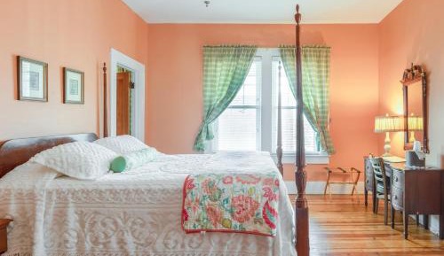 Premium Queen Bed