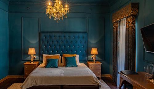 King Room with Balcony