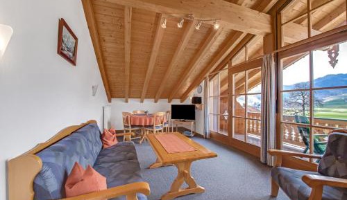 Superior One-Bedroom Apartment with Balcony