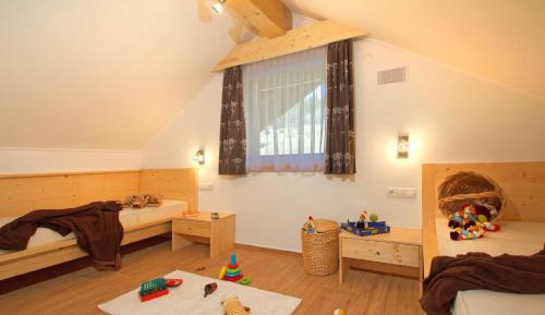 Two-Bedroom Apartment (6 Adults)