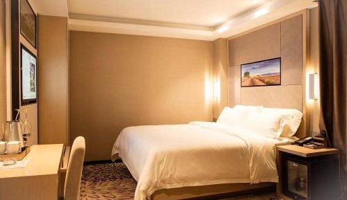 Deluxe King size bed Room