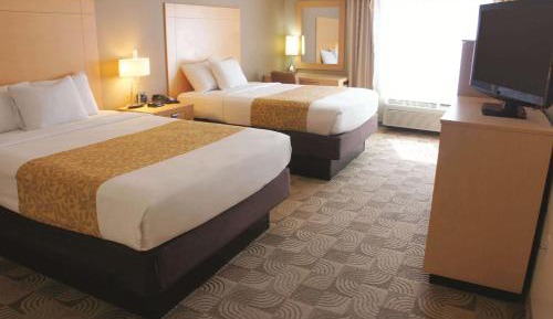 Queen Room with Two Queen Beds - Mobility Access