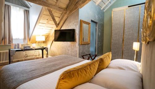 Classic Double Room