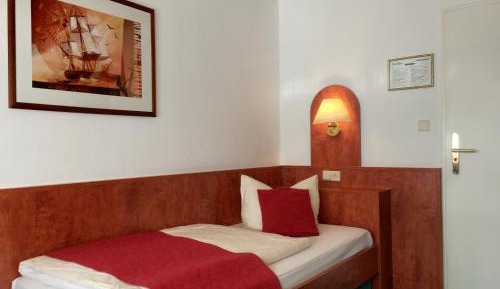 Standard Single Room