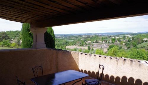 Cottage with Garden View
