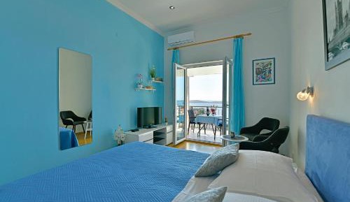 Studio with Sea View