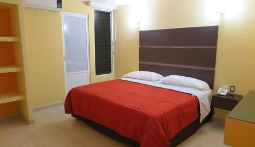 Large Double or Twin Room