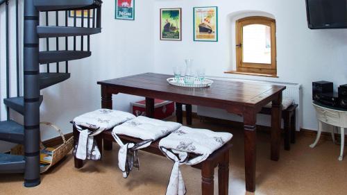 Apartment - Split Level