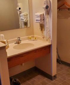 Deluxe Double Room with Shower