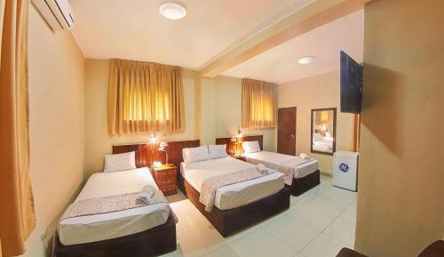 Triple Room with Private Bathroom