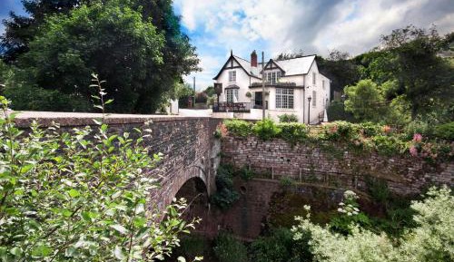 King Room with Balcony