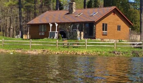 Rosewood Cottage 10