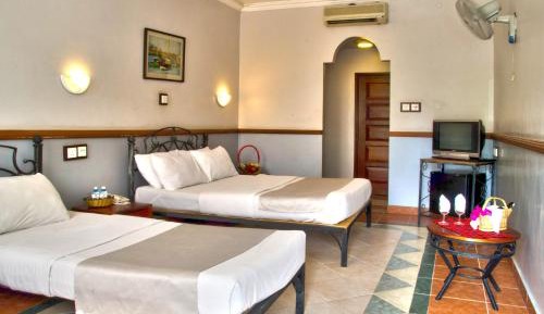 Standard Twin Room