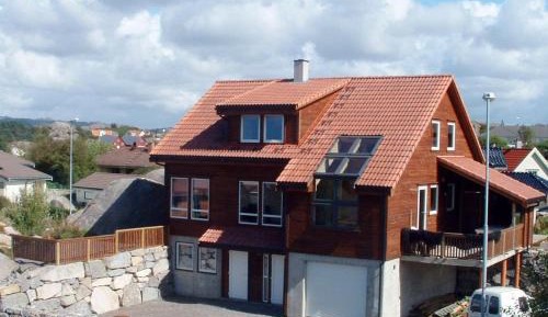Four-Bedroom Holiday Home