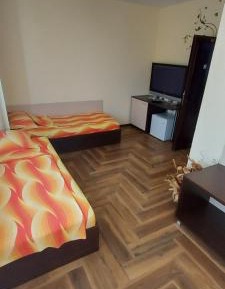 Twin Room with Private Bathroom