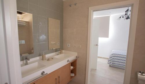 Apartment - Split Level