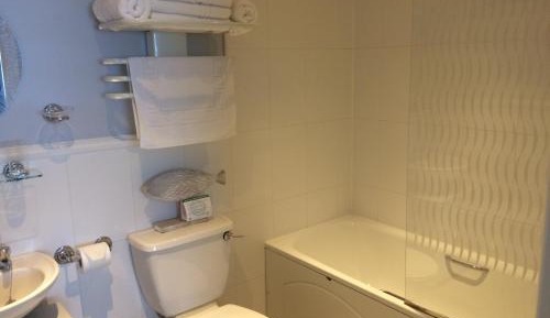 Triple Room with Bath
