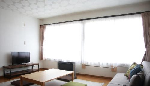 Family Room with Private Bathroom - Non-Smoking