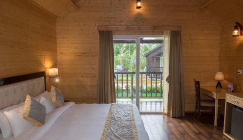 King Room with Balcony
