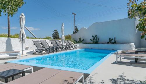 Two Bedroom Villa with Pool View