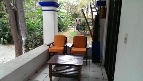 Studio with King Size Bed