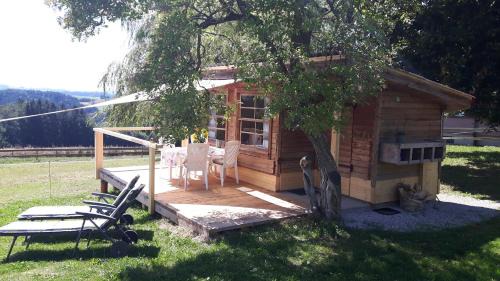 Bungalow with Patio