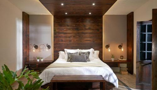 King Studio with Sofa Bed
