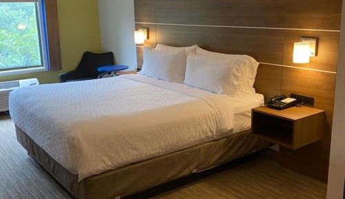King Suite with Sofa Bed