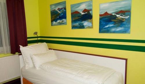 Deluxe Single Room