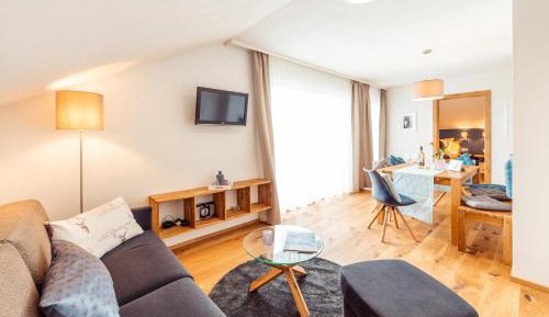 Apartment with Garden View