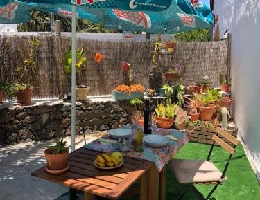 One-Bedroom Apartment (Casa Palmera)