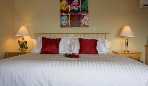 Oceanfront Executive King Room with Veranda