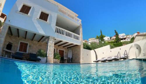 Villa with Sea View