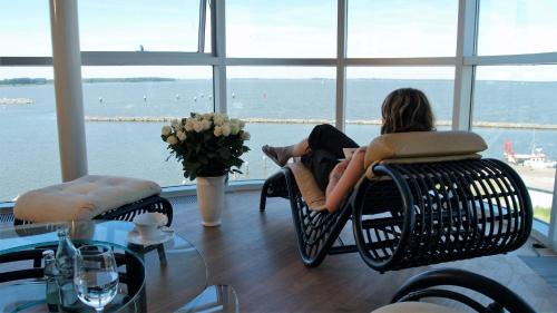 Deluxe Suite with Sea View